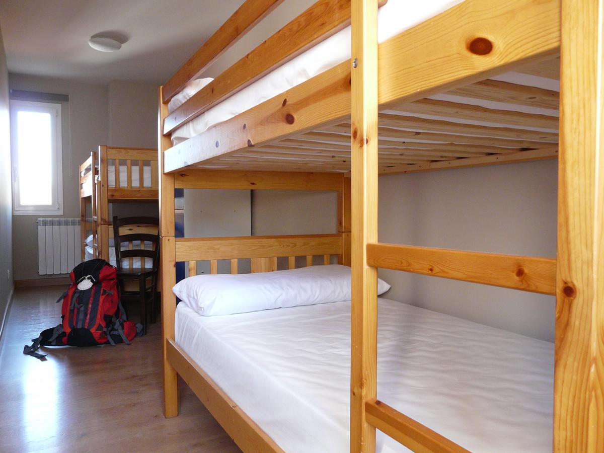 Albergue San Nicolas Larrasoana Екстериор снимка
